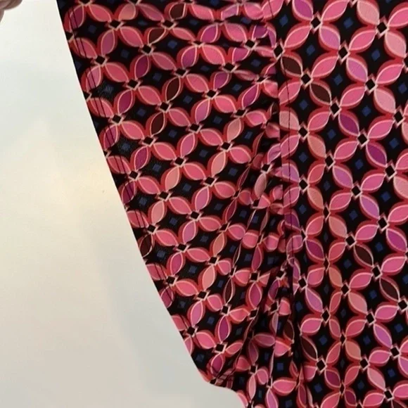 NWT Sonoma Goods for Life Cutout Flutter Sleeve Top Women’s XL Pink with blue - Picture 4 of 11